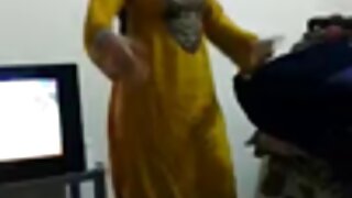 ينحني فيلم سكس مترجم اجنبي المراهق الأسود دايانا على مكتب ويلتزم بأسلوب هزلي
