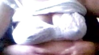 ينتشر الطلاب المبتدئون مواقع السكس الاجنبي المترجم السحاقيات في الكلية أرجلهم للحصول على أصابعهم