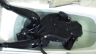 فتاة فلم سكس اجنبي مترجم الأبنوس يلقي اللعنة
