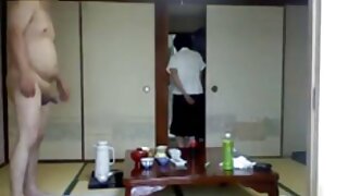 كبير الثدي طفل بالإصبع لها حفرة سكس اجنبي مع عربيه مبللة على كاميرا ويب يعيش