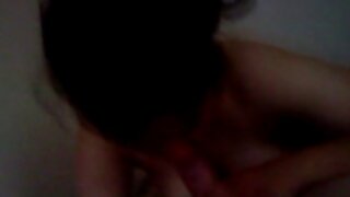 امرأة ناضجة سكس اجنبى مدبلج عربى هي gangbanged وعبوس